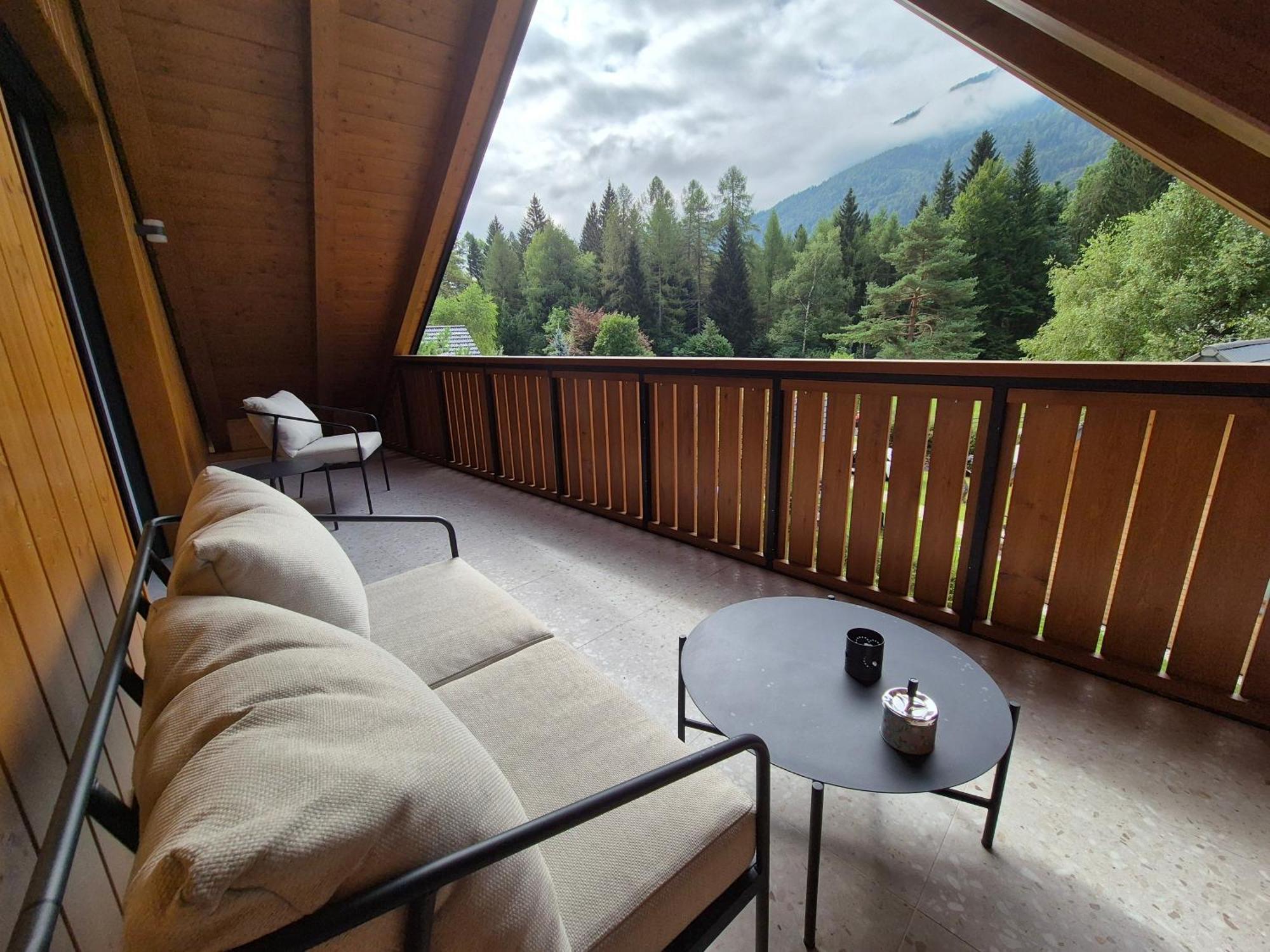 Apartmán Hisa Oblak Gozd Martuljek Exteriér fotografie